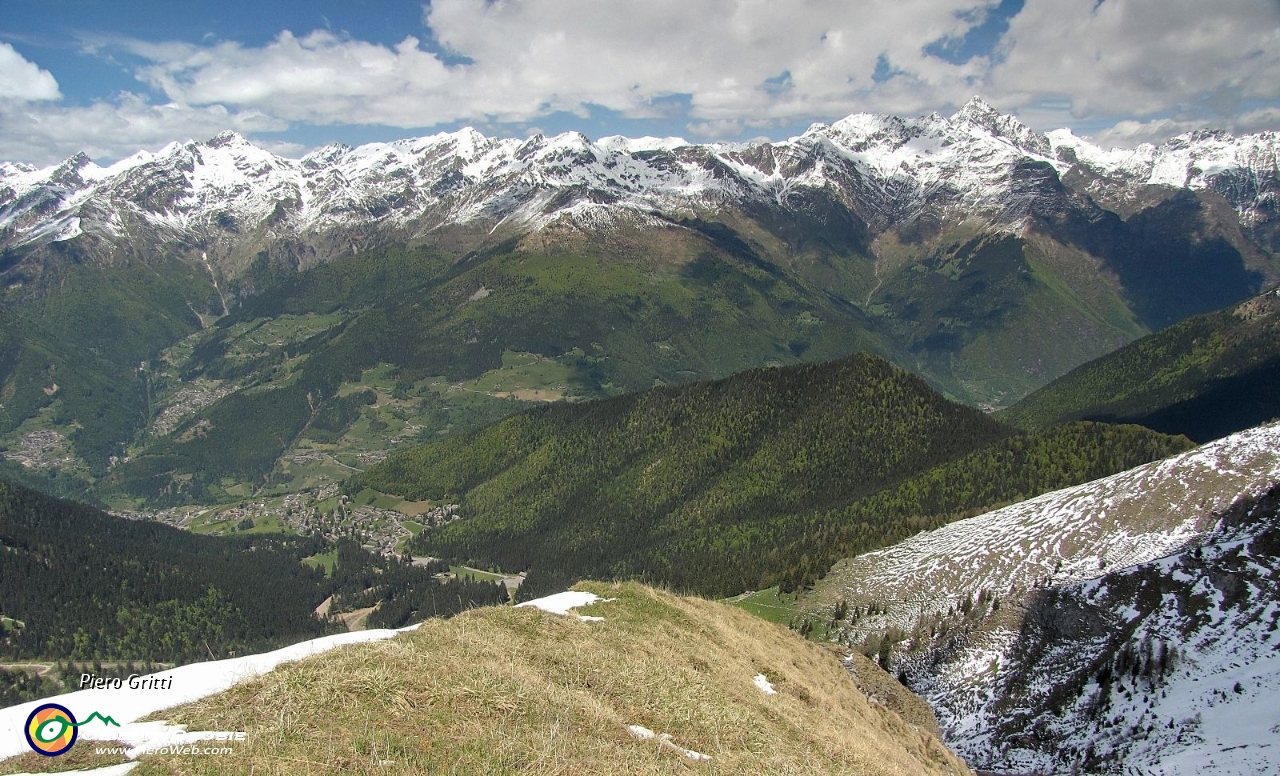 44 Panorama verso il Diavolo di Tenda....JPG